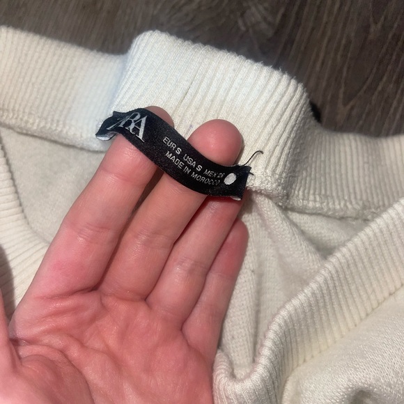 Zara Matching set (sweat pants and polo style long sleeve) - Picture 4 of 4